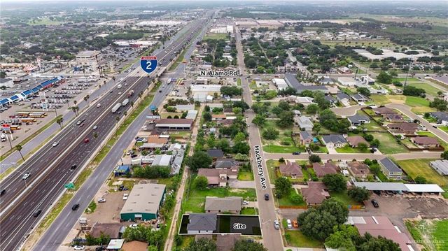 913 W Hackberry Avenue, Alamo, TX 78516