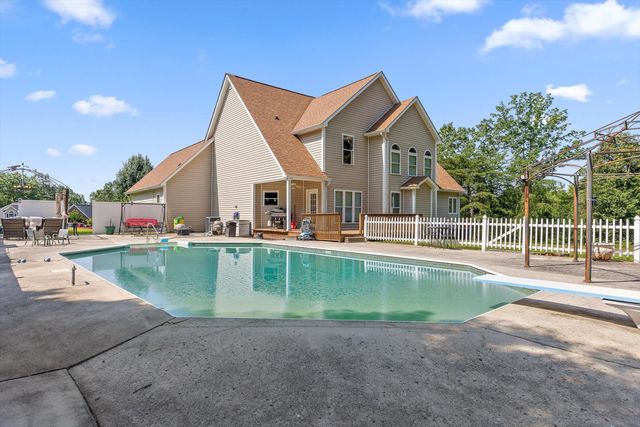 336 Channel Pointe Drive, Dayton, TN 37321