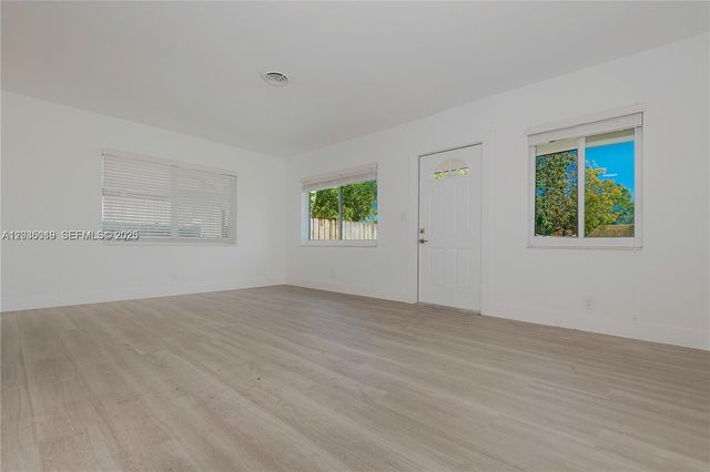 1511-1513 NW 8th Ave, Fort Lauderdale, FL 33311
