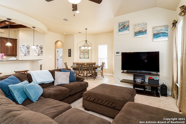 12430 Horse Crescent, San Antonio, TX 78254