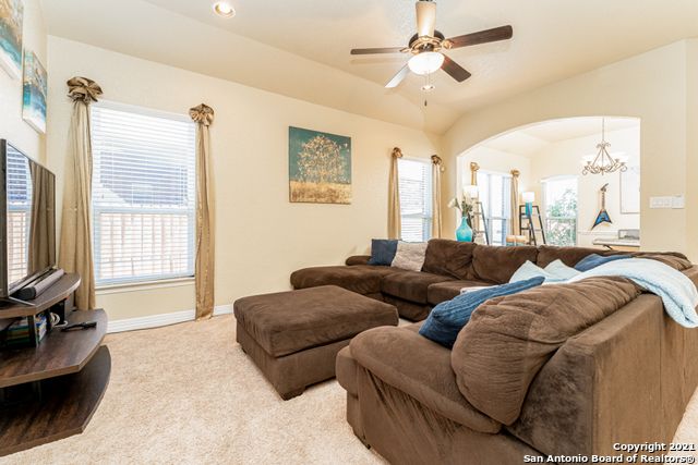 12430 Horse Crescent, San Antonio, TX 78254