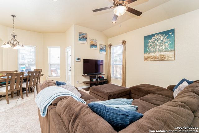 12430 Horse Crescent, San Antonio, TX 78254