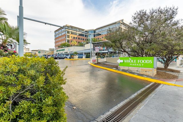 800 W 5th ST 606, Austin, TX 78703