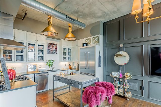 800 W 5th ST 606, Austin, TX 78703