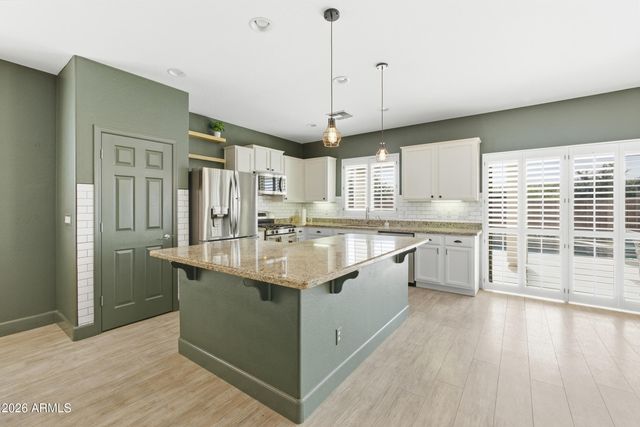 3319 E FANDANGO Drive, Gilbert, AZ 85298