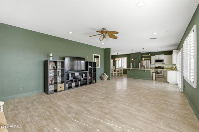 3319 E FANDANGO Drive, Gilbert, AZ 85298