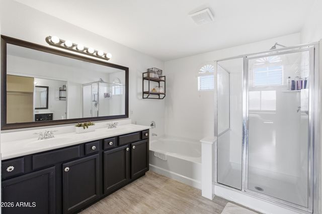 3319 E FANDANGO Drive, Gilbert, AZ 85298