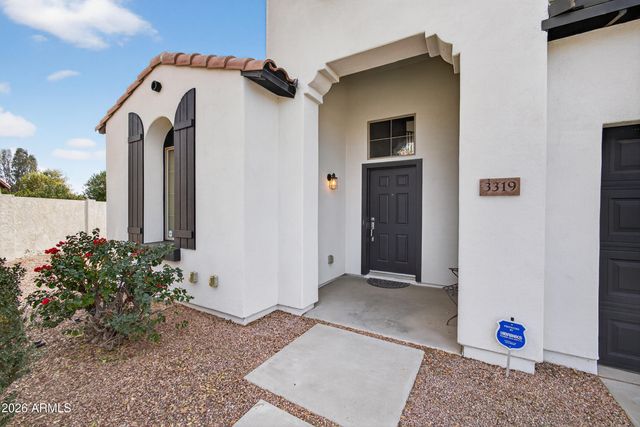 3319 E FANDANGO Drive, Gilbert, AZ 85298