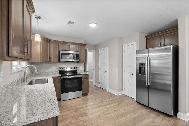 4 Echo Ridge, Oak Grove, KY 42262