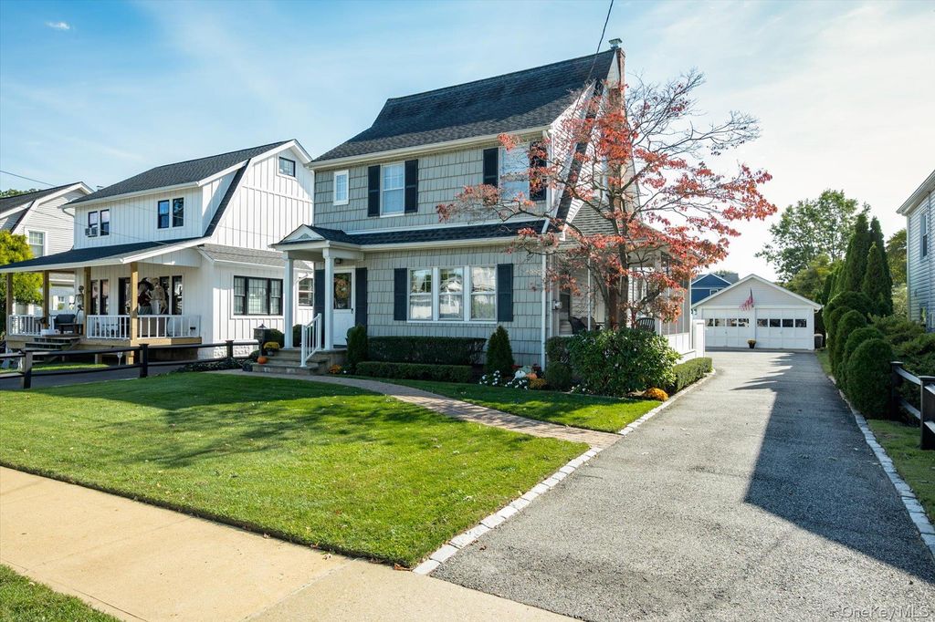 421 Oak Street, Bellmore, NY 11710 — photo 3