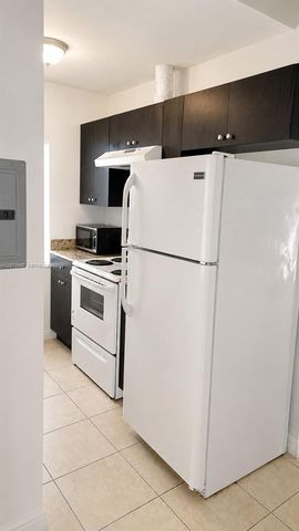 412 SW 10th Avenue, Miami, FL 33130