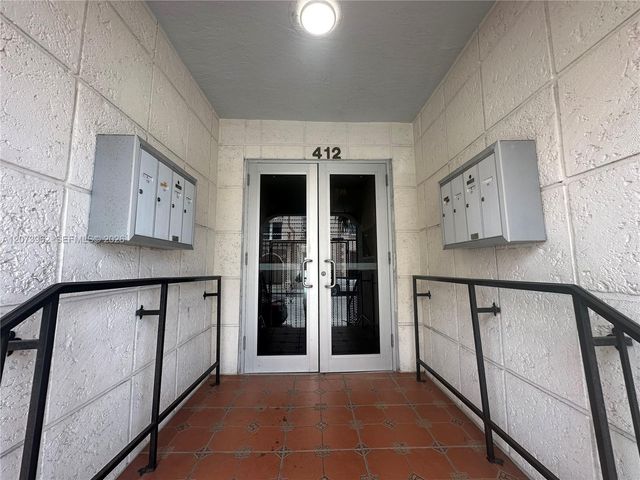 412 SW 10th Avenue, Miami, FL 33130