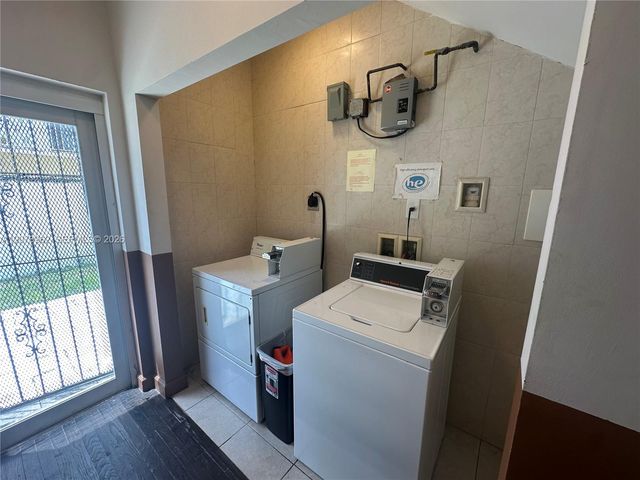 412 SW 10th Avenue, Miami, FL 33130