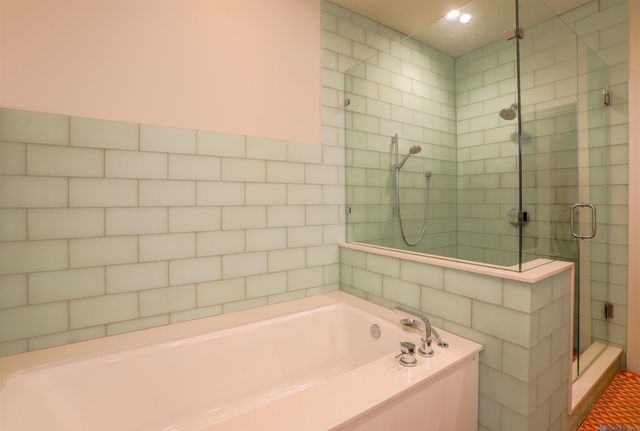 1607 Main St, Baton Rouge, LA 70802