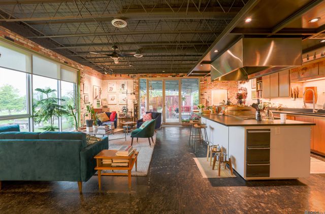 1607 Main St, Baton Rouge, LA 70802