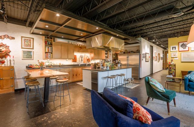 1607 Main St, Baton Rouge, LA 70802