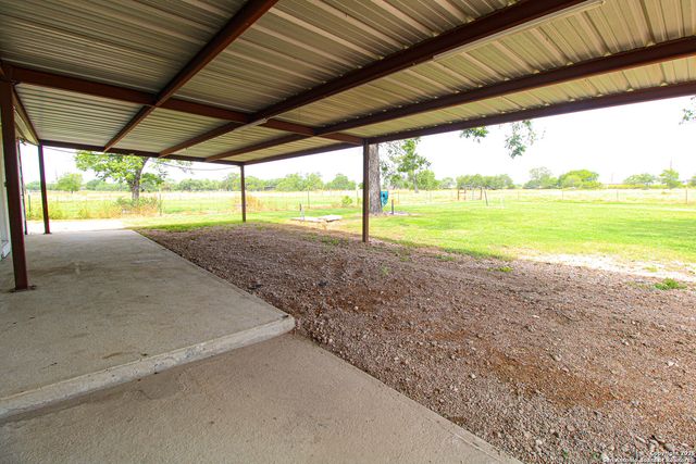 17673 Interstate, Lytle, TX 78052
