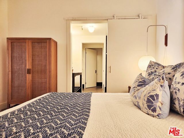 849 S Broadway 202, Los Angeles, CA 90014