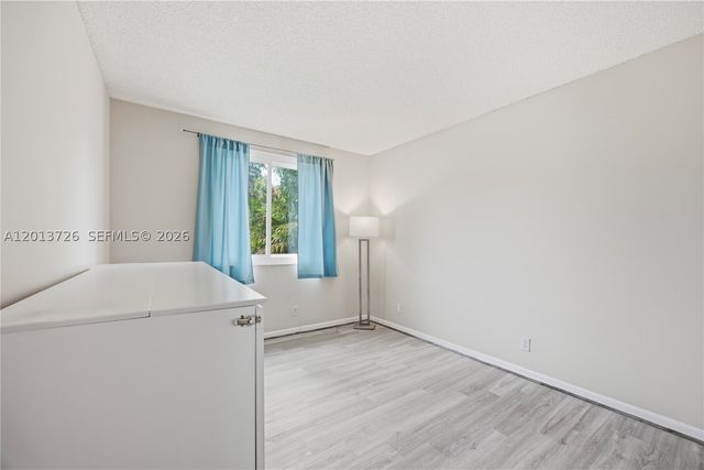 6001 NW 43rd Ter, Coconut Creek, FL 33073