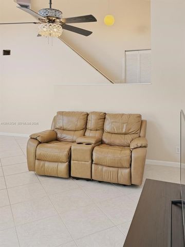 6001 NW 43rd Ter, Coconut Creek, FL 33073