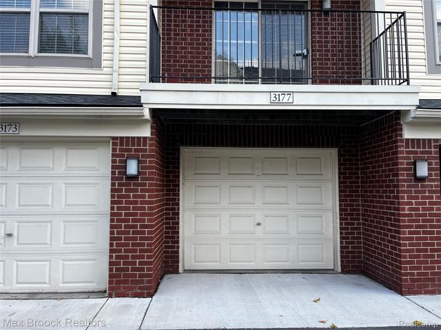 3177 Newbury Place, Troy, MI 48084