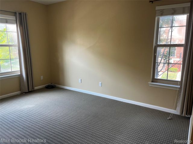 3177 Newbury Place, Troy, MI 48084