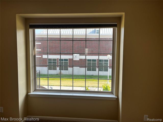 3177 Newbury Place, Troy, MI 48084