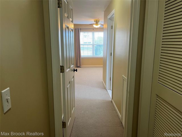 3177 Newbury Place, Troy, MI 48084