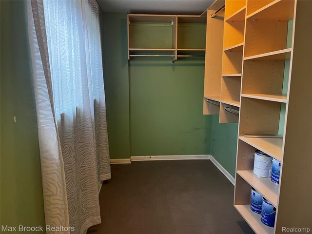 3177 Newbury Place, Troy, MI 48084