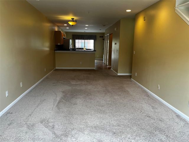 3177 Newbury Place, Troy, MI 48084