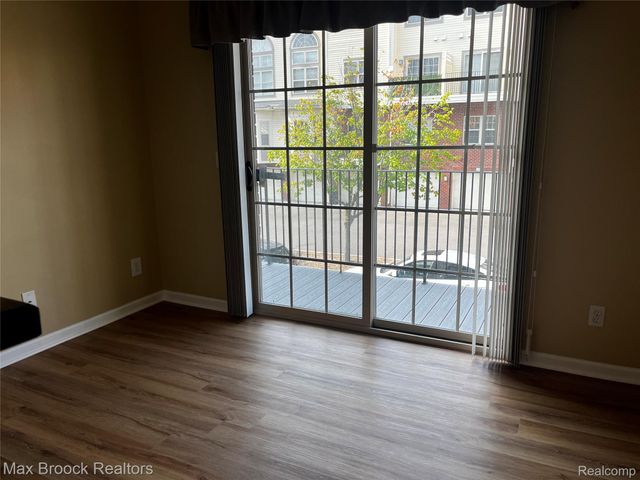 3177 Newbury Place, Troy, MI 48084