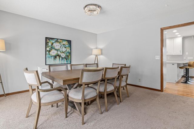 5816 Oxford Street N, Shoreview, MN 55126