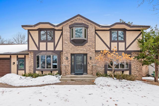 5816 Oxford Street N, Shoreview, MN 55126