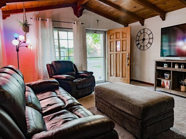 3819 Goodnight Ave, Pueblo, CO 81005