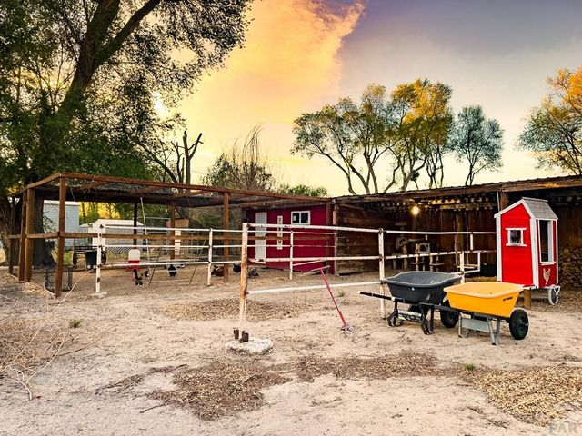 3819 Goodnight Ave, Pueblo, CO 81005