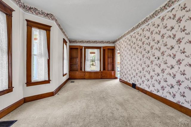 612 Lake Ave, Pueblo, CO 81004