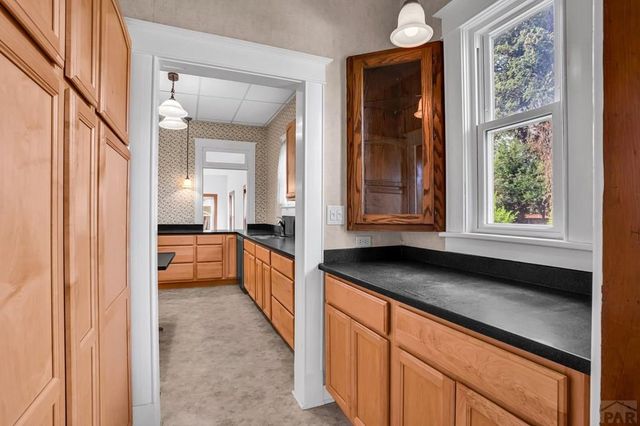 612 Lake Ave, Pueblo, CO 81004