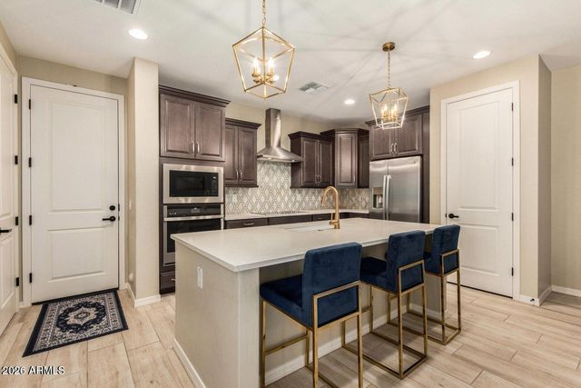 4284 E JESSE Street, Gilbert, AZ 85295
