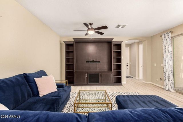 4284 E JESSE Street, Gilbert, AZ 85295