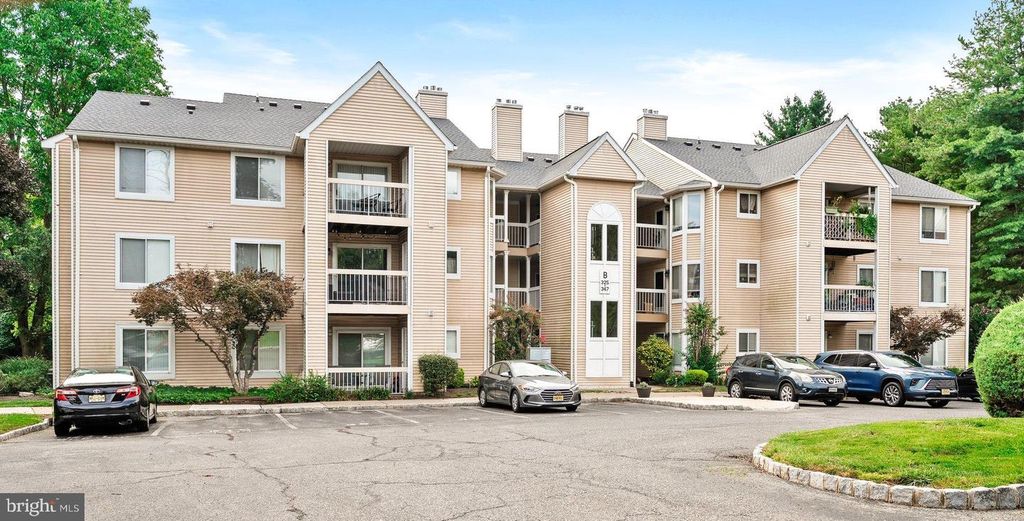 347 SILVIA ST, EWING, NJ 08628 — exterior
