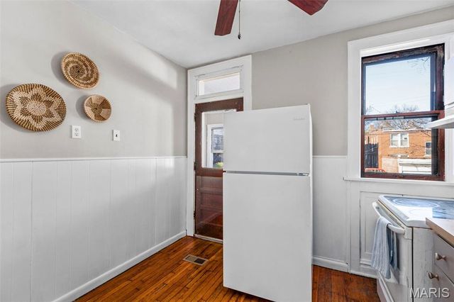 4989 Tholozan Avenue 1st Floor, St Louis, MO 63109