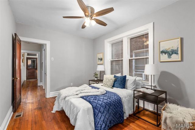 4989 Tholozan Avenue 1st Floor, St Louis, MO 63109