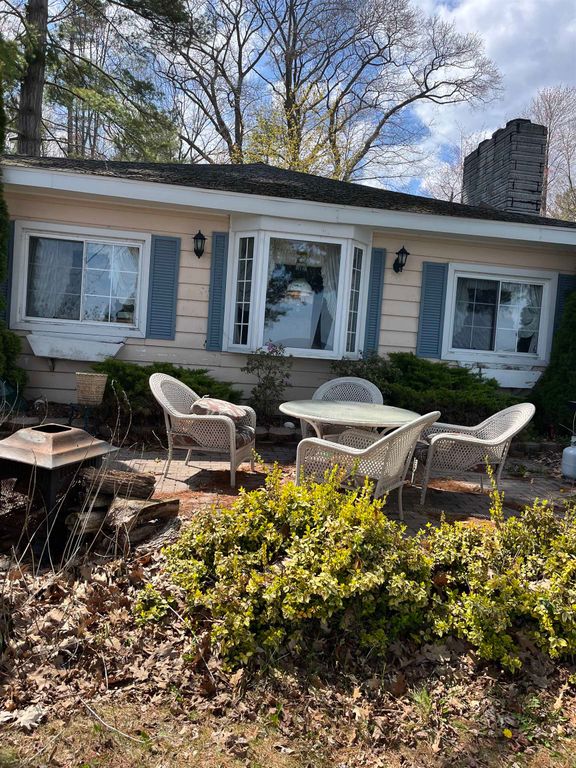 2374 Northeast Drive, Tawas City, MI 48763