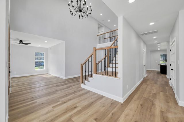 49 Winterhaven Lane, Montgomery, TX 77356