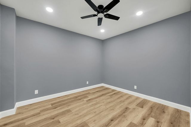 49 Winterhaven Lane, Montgomery, TX 77356