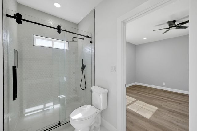 49 Winterhaven Lane, Montgomery, TX 77356