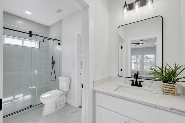 49 Winterhaven Lane, Montgomery, TX 77356