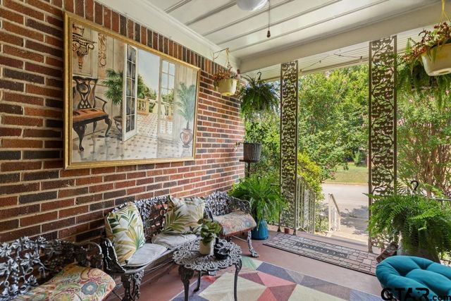 1522 N Moore Ave, Tyler, TX 75702