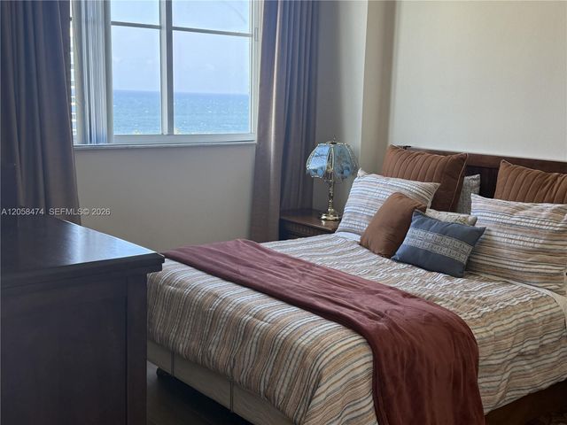 3020 NE 32nd Avenue PH3, Fort Lauderdale, FL 33308