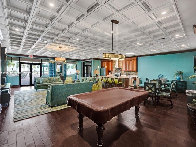 3020 NE 32nd Avenue PH3, Fort Lauderdale, FL 33308